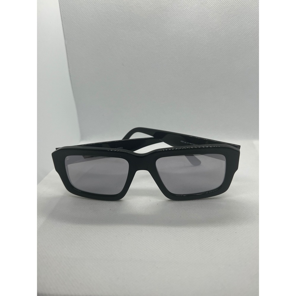 ANDY WOLF Handmade in Austria Black Rectangular Sunglasses ASH col. 01 54-18-145